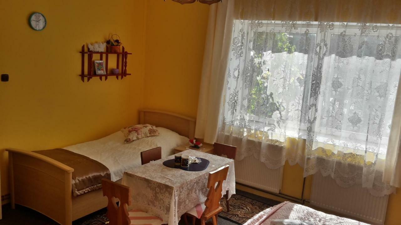 Apartamento Dom Na Ludowo W Brzeznicy Brzeznica  Exterior foto